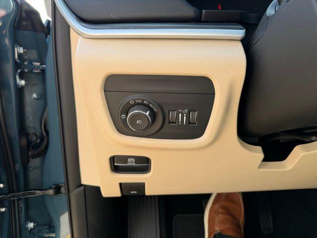 2026 Jeep Grand Cherokee Limited 4x2