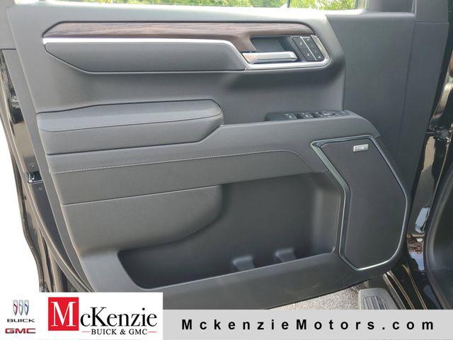 2026 GMC Sierra 1500 Crew Cab, Short Bed, SLT, 4WD