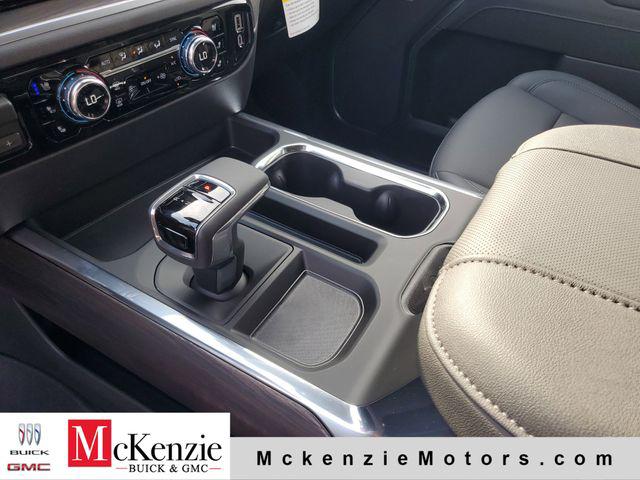2026 GMC Sierra 1500 Crew Cab, Short Bed, SLT, 4WD
