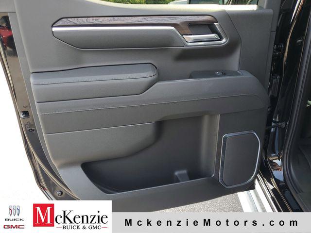 2026 GMC Sierra 1500 Crew Cab, Short Bed, SLT, 4WD