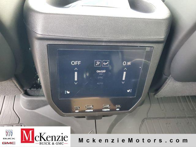 2026 GMC Yukon 4WD Denali Ultimate