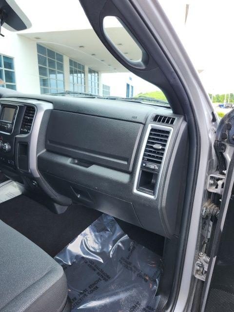 2024 Ram 1500 Classic Warlock Crew Cab 4x4 5'7" Box