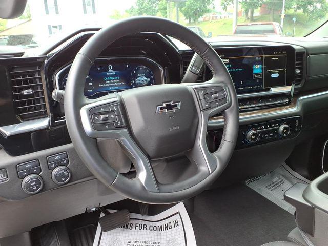 2024 Chevrolet Silverado 1500 4WD Crew Cab Short Bed LT with 2FL