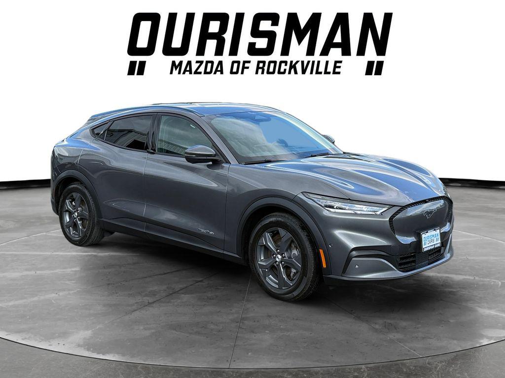 2021 Ford Mustang-Mach-e Select's photo