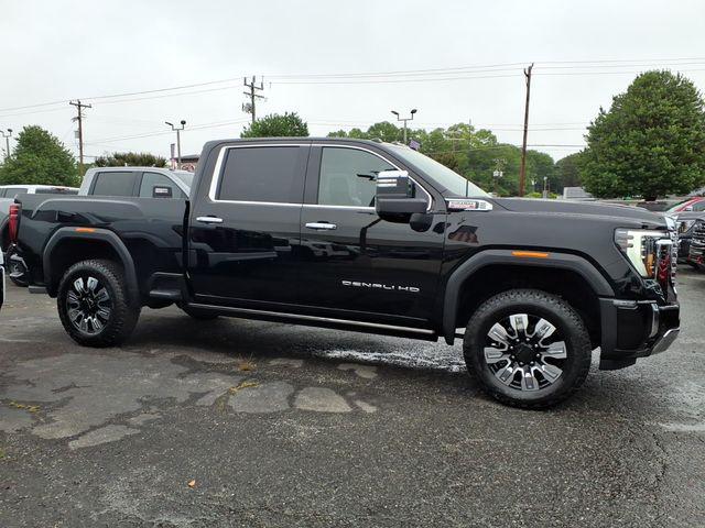 2026 GMC Sierra 2500HD Crew Cab, Standard Bed, Denali, 4WD