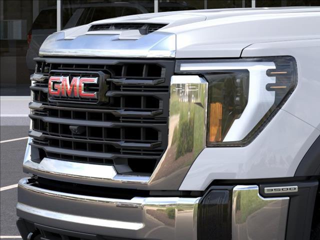 2026 GMC Sierra 3500HD Crew Cab, Long Bed, Pro, 4WD
