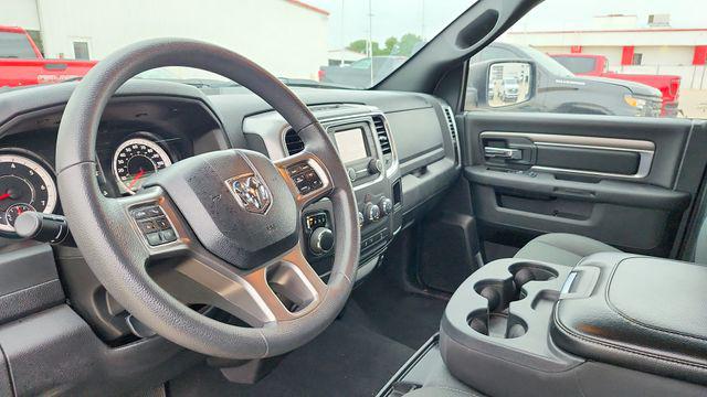 2024 Ram 1500 Classic Warlock Crew Cab 4x2 5'7" Box