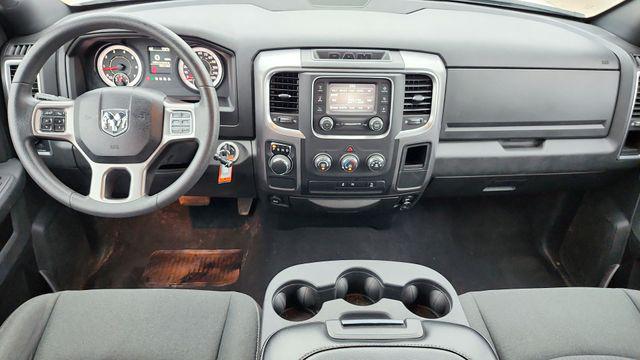 2024 Ram 1500 Classic Warlock Crew Cab 4x2 5'7" Box