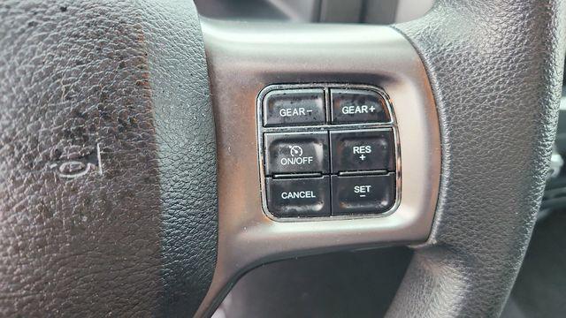 2024 Ram 1500 Classic Warlock Crew Cab 4x2 5'7" Box