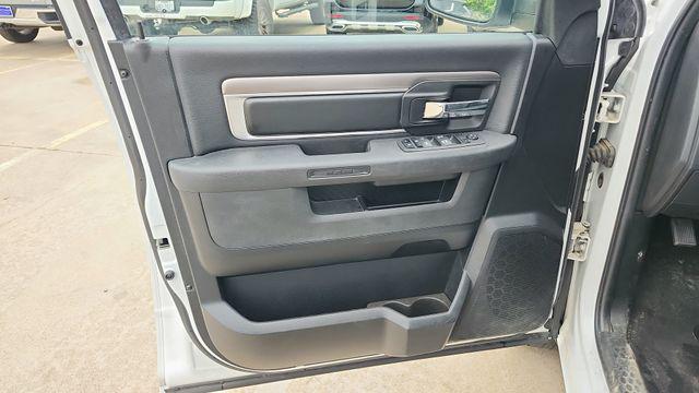 2024 Ram 1500 Classic Warlock Crew Cab 4x2 5'7" Box
