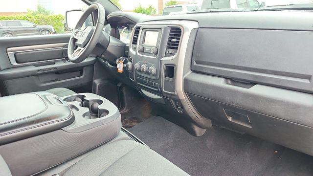 2024 Ram 1500 Classic Warlock Crew Cab 4x2 5'7" Box