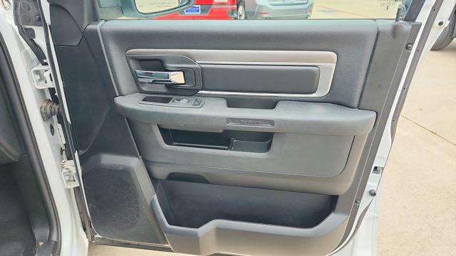 2024 Ram 1500 Classic Warlock Crew Cab 4x2 5'7" Box