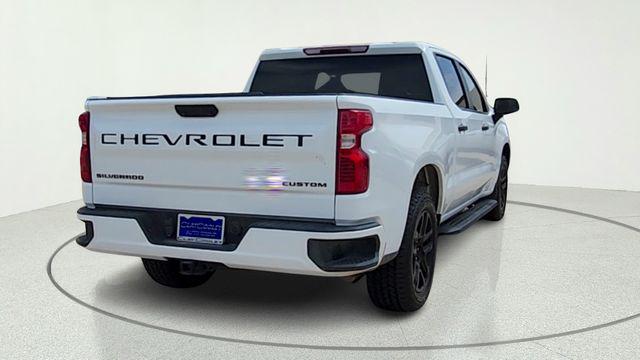 2023 Chevrolet Silverado 1500 2WD Crew Cab Short Bed Custom