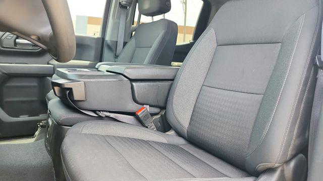 2023 Chevrolet Silverado 1500 2WD Crew Cab Short Bed Custom