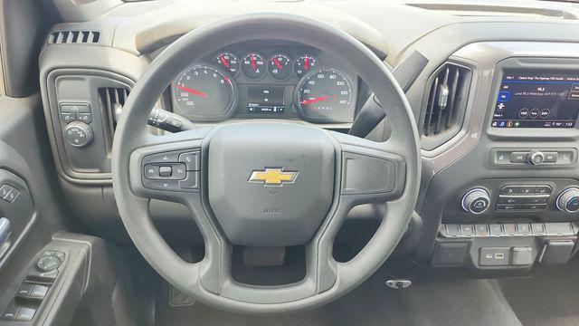 2023 Chevrolet Silverado 1500 2WD Crew Cab Short Bed Custom