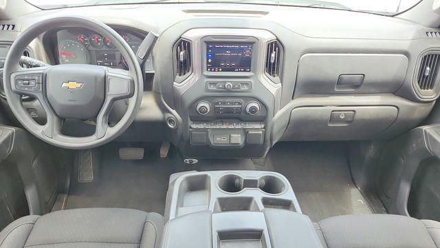 2023 Chevrolet Silverado 1500 2WD Crew Cab Short Bed Custom