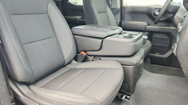 2023 Chevrolet Silverado 1500 2WD Crew Cab Short Bed Custom
