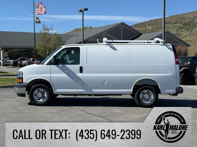 2026 Chevrolet Express Cargo Van 2500 Regular Wheelbase, WT, RWD