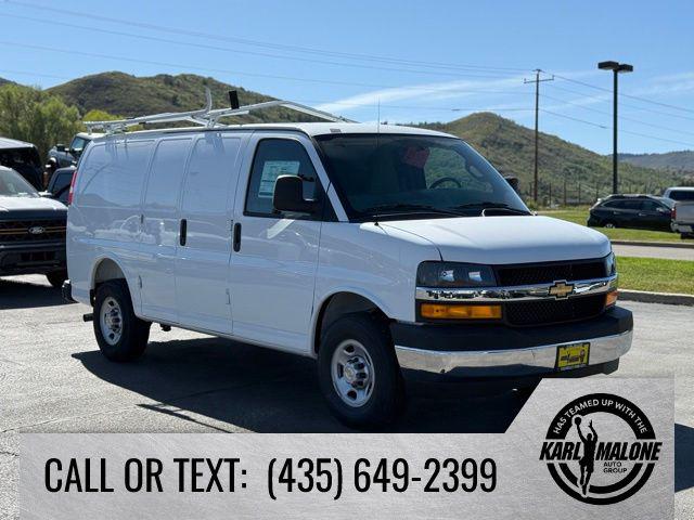 2026 Chevrolet Express Cargo Van 2500 Regular Wheelbase, WT, RWD