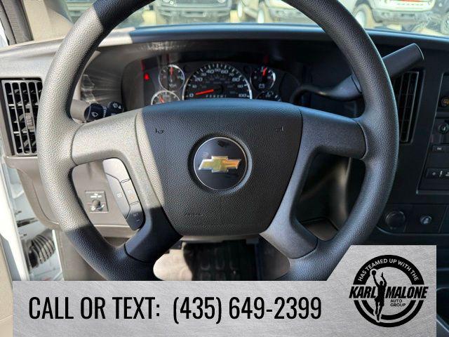 2026 Chevrolet Express Cargo Van 2500 Regular Wheelbase, WT, RWD