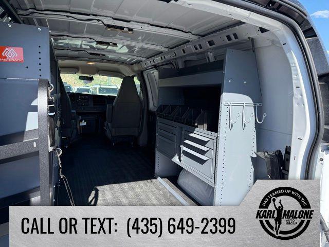 2026 Chevrolet Express Cargo Van 2500 Regular Wheelbase, WT, RWD