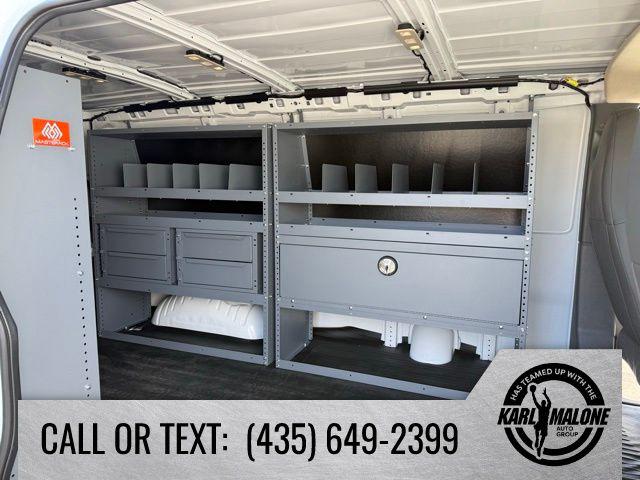 2026 Chevrolet Express Cargo Van 2500 Regular Wheelbase, WT, RWD