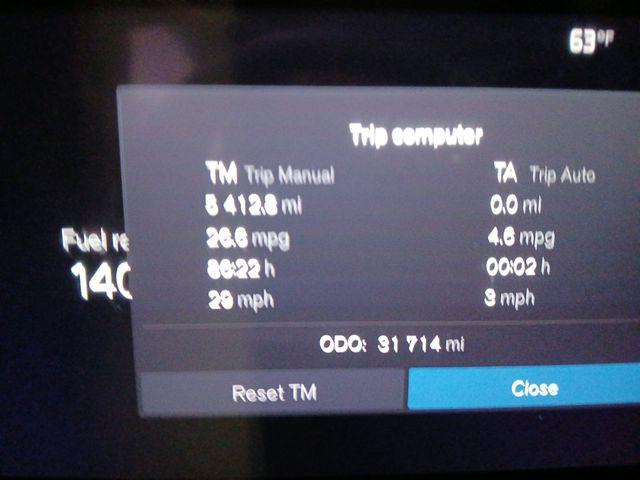 2023 Volvo S60 B5 Plus Dark Theme