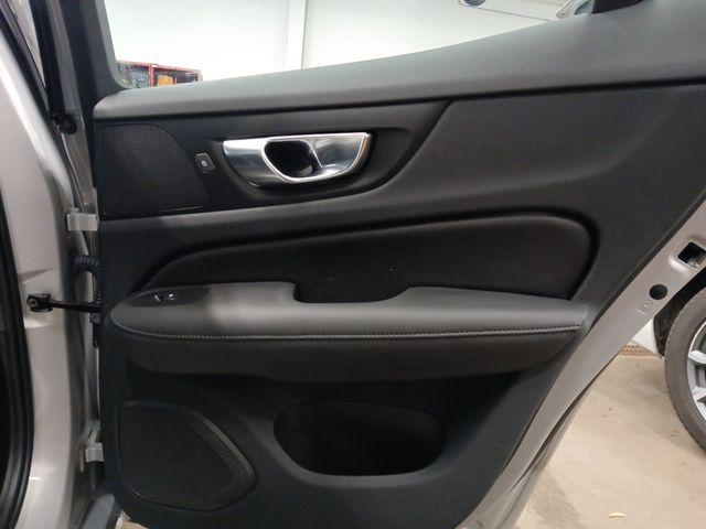 2023 Volvo S60 B5 Plus Dark Theme