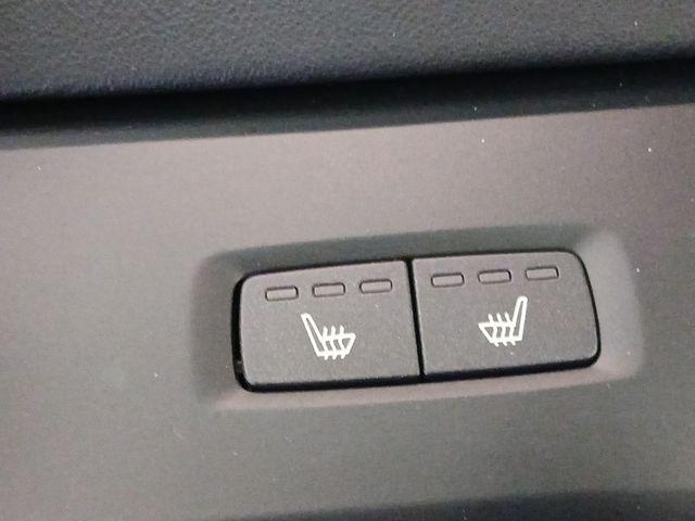 2023 Volvo S60 B5 Plus Dark Theme