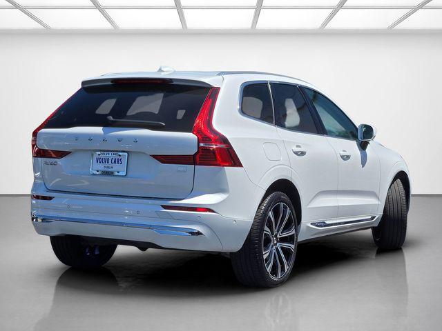 2023 Volvo XC60 Recharge T8 Ultimate Bright Theme