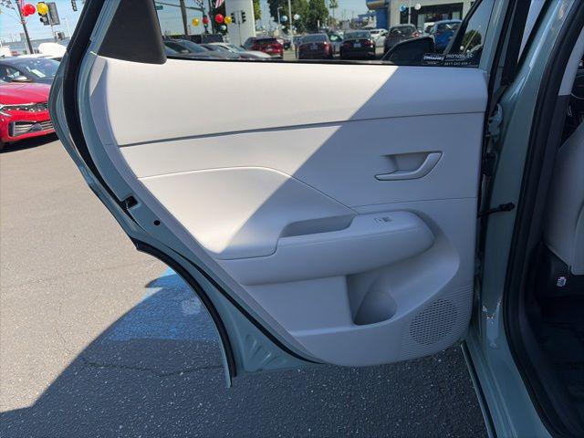 2024 Hyundai Kona EV SEL