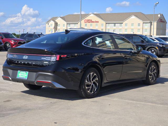 2026 Hyundai Sonata Hybrid Blue