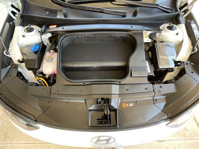 2025 Hyundai IONIQ 6 SE