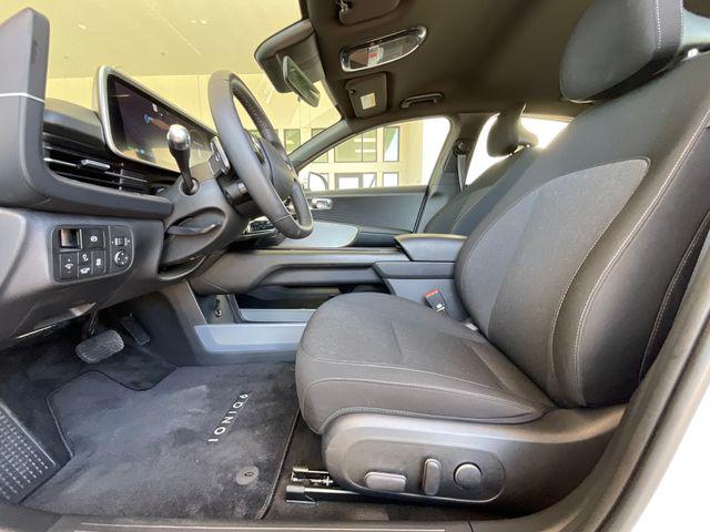 2025 Hyundai IONIQ 6 SE