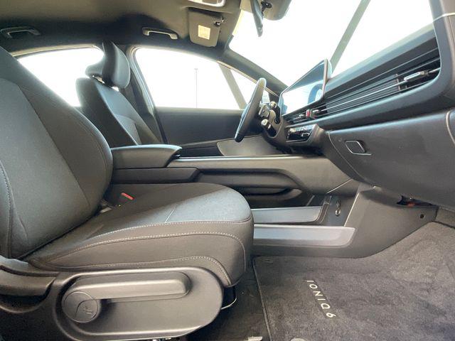 2025 Hyundai IONIQ 6 SE