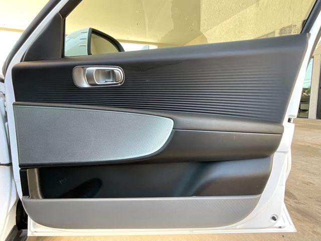2025 Hyundai IONIQ 6 SE