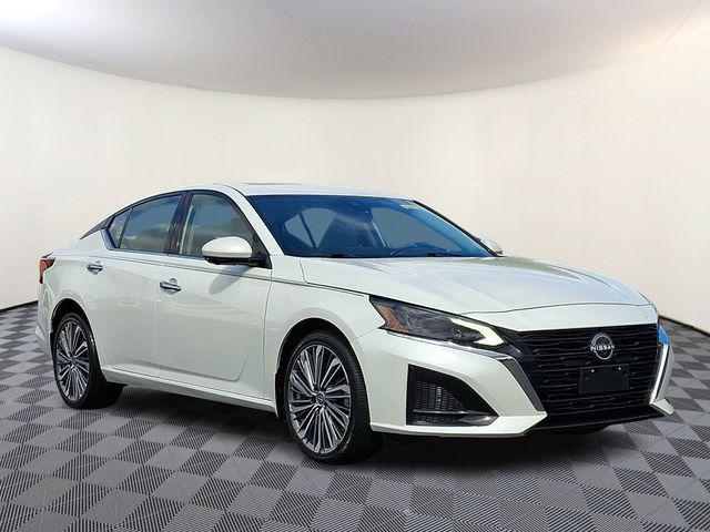 2023 Nissan Altima SL Intelligent AWD for sale in Red Lion, PA