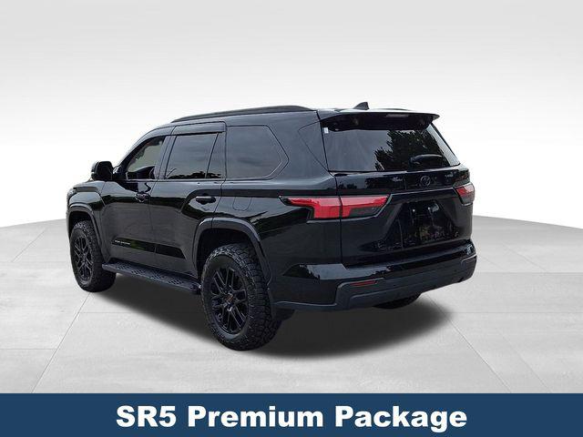 2024 Toyota Sequoia SR5