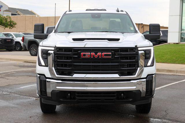 2026 GMC Sierra 3500HD Crew Cab, Long Bed, Pro Dual Rear Wheel, 4WD