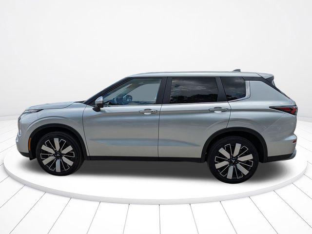 2025 Mitsubishi Outlander SE 2.5 2WD
