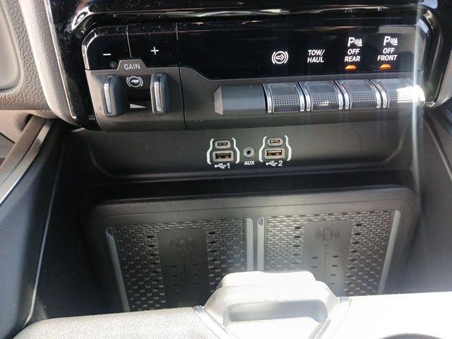 2025 Ram 2500 Laramie Mega Cab 4x4 64 Box