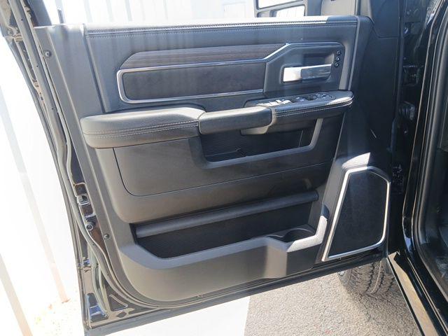2025 Ram 2500 Laramie Mega Cab 4x4 64 Box