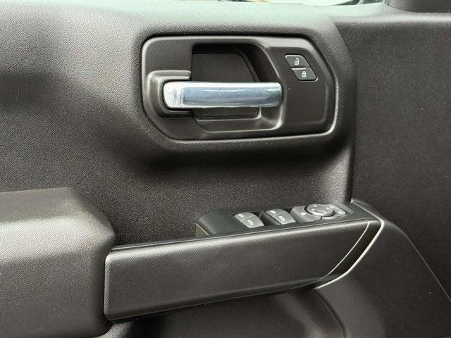 2023 GMC Sierra 1500 4WD Crew Cab Standard Box Pro