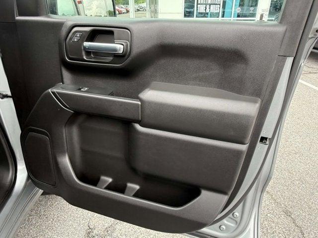 2023 GMC Sierra 1500 4WD Crew Cab Standard Box Pro