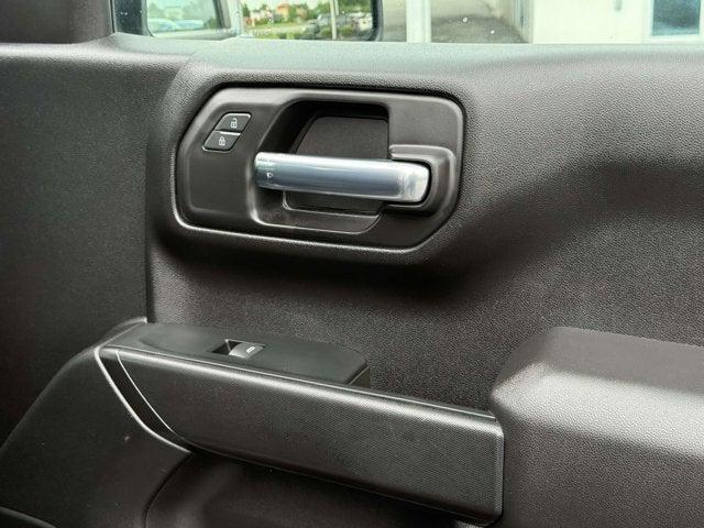 2023 GMC Sierra 1500 4WD Crew Cab Standard Box Pro