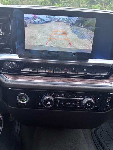 2023 Chevrolet Silverado 1500 4WD Crew Cab Standard Bed LT