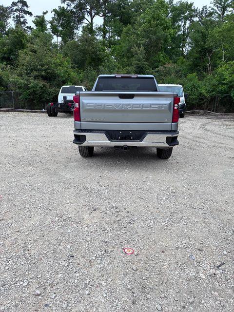2023 Chevrolet Silverado 1500 4WD Crew Cab Standard Bed LT