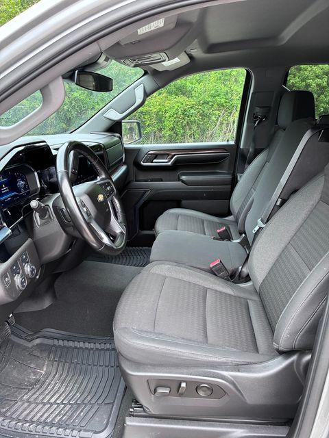 2023 Chevrolet Silverado 1500 4WD Crew Cab Standard Bed LT