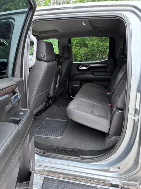 2023 Chevrolet Silverado 1500 4WD Crew Cab Standard Bed LT