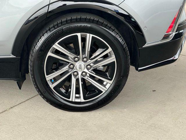 2024 Cadillac iQ Luxury w/1SC